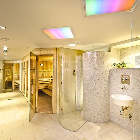 St. Georg Hotel 4*