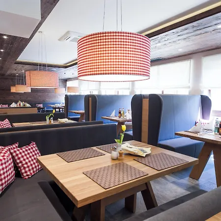 St. Georg Otel 4*